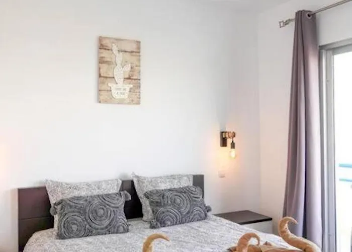 Appartement Amazing 2 Bedroom Flat With Beachfront And Pool, Paraiso Del Sur A306