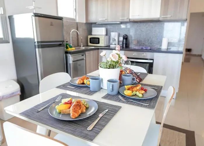 Amazing 2 Bedroom Flat With Beachfront And Pool, Paraiso Del Sur A306 Appartement *