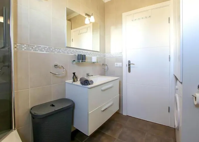 Amazing 2 Bedroom Flat With Beachfront And Pool, Paraiso Del Sur A306 Appartement *