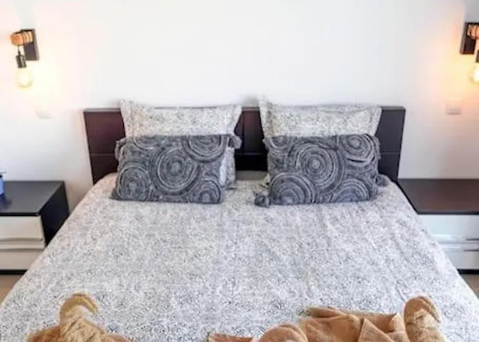 Amazing 2 Bedroom Flat With Beachfront And Pool, Paraiso Del Sur A306