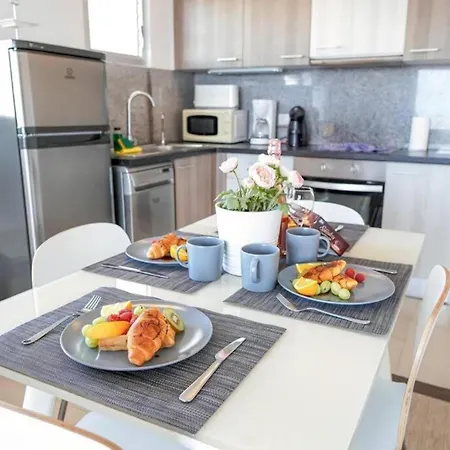 Amazing 2 Bedroom Flat With Beachfront And Pool, Paraiso Del Sur A306 Lägenhet *